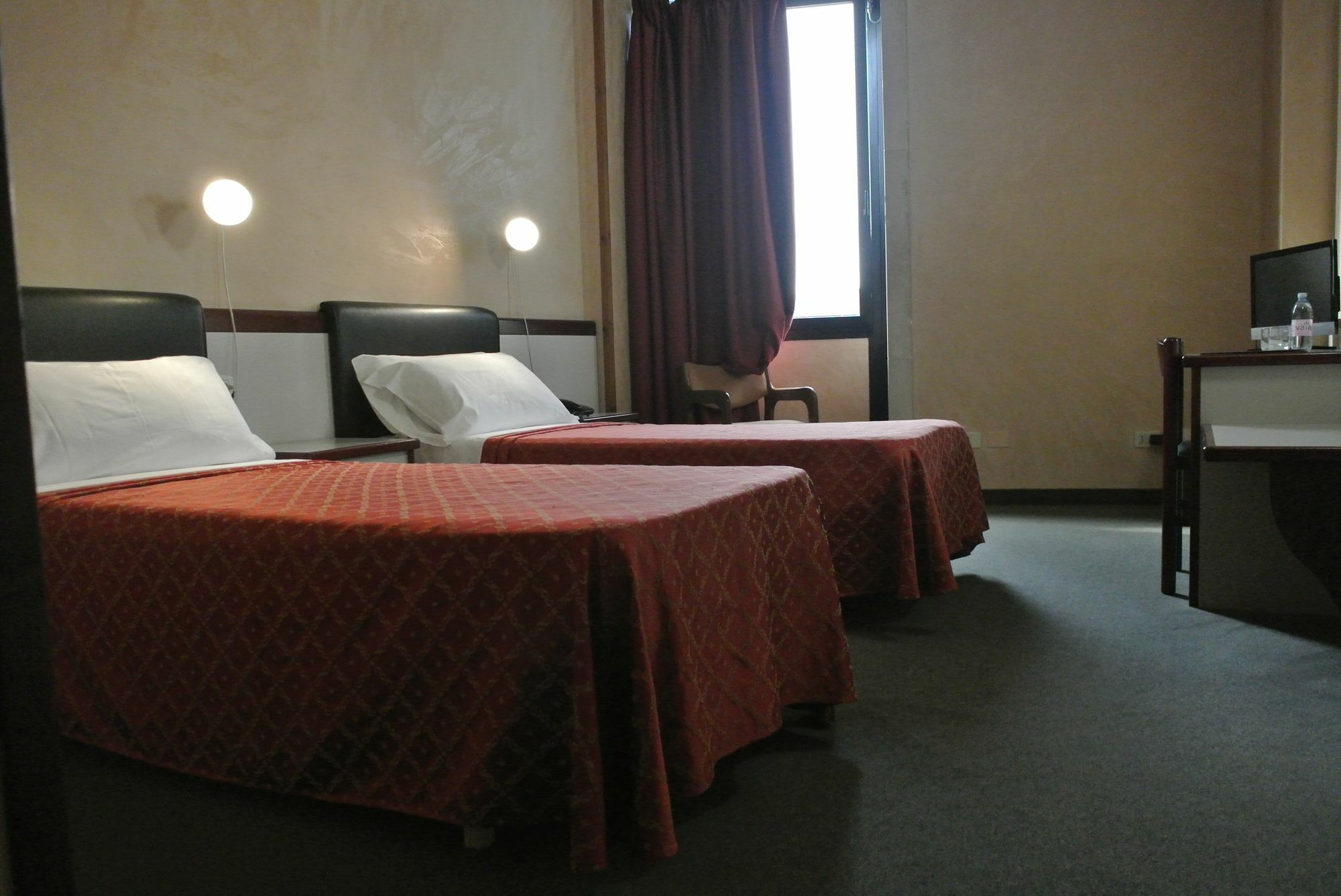 Hotel San Vito Неграр Екстериор снимка